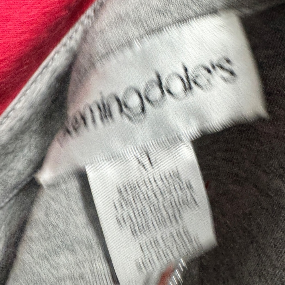 Bloomingdale's Vibrant Shacket Coral - Picture 5 of 10